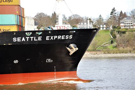 Seattle express - SEATTLE EXPRESS current position is received by AIS. Ship info reports, fleet analysis, company analyses, address analyses, technical specifications, tonnages, management …